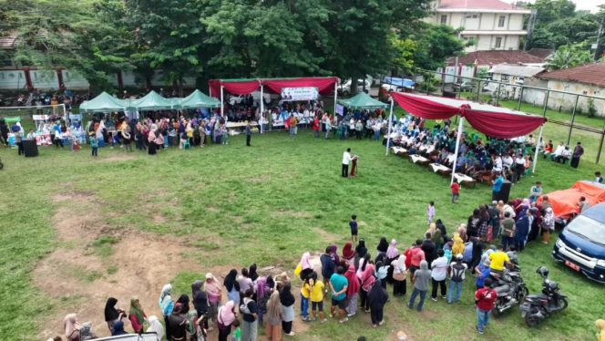 
 Pemerintah Kota Metro Adakan Bazar Pasar Murah di Lapangan Iringmulyo 