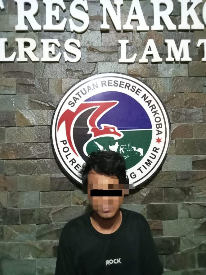 
 Polres Lamtim Bekuk Pengedar Obat Berbahaya, 100 Butir Excimer Diamankan