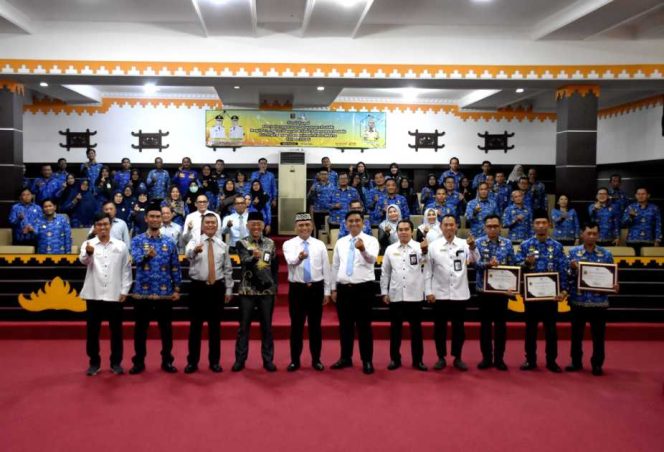 
 Metro Naik Kelas! Layanan Publik Makin Berkualitas, Raih Nilai 97,21 dari Ombudsman RI