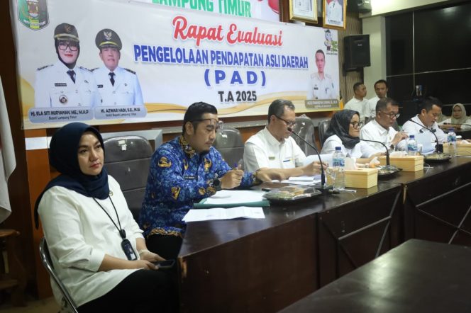 
 Pemkab Lamtim Gelar Evaluasi PAD 2025, Bupati Ela Tekankan Sinergi dan Transparansi Pajak