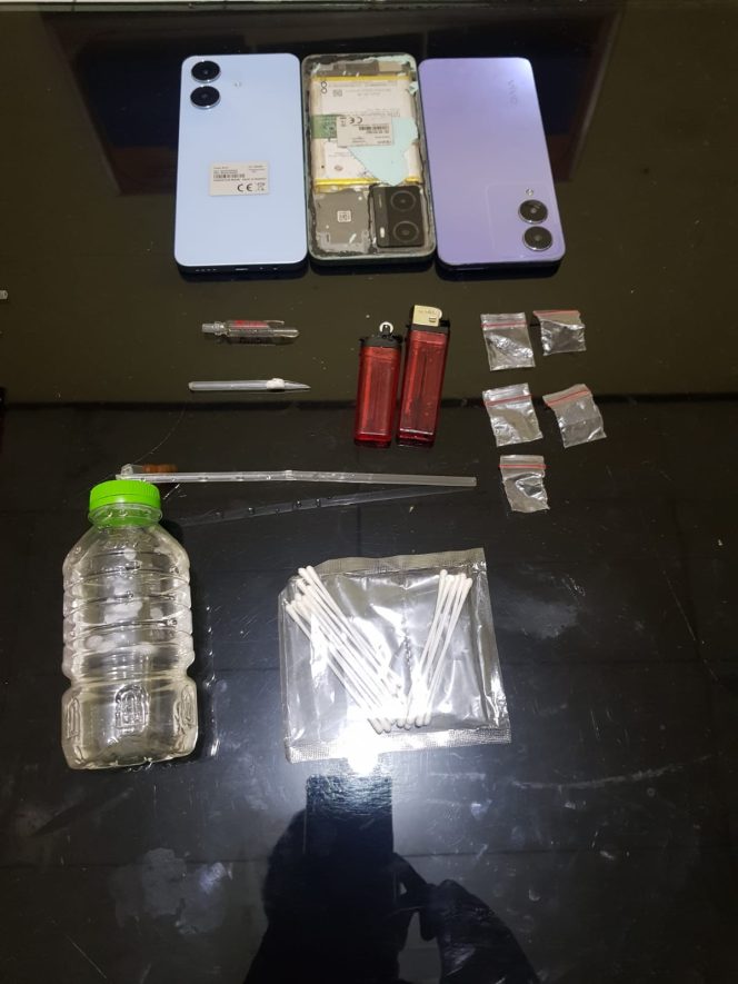 
 Operasi Malam Tekab 308 Berbuah Hasil, Empat Warga Lampung Timur Ditangkap Saat Nyabu